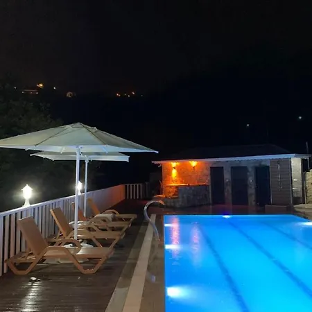 Stunning In Peaceful Sapanca
