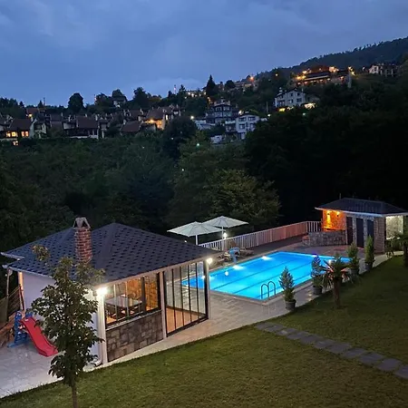 Stunning In Peaceful Sapanca
